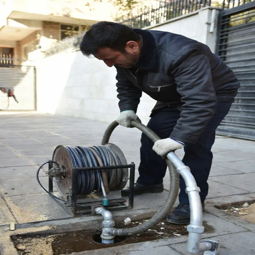 لوله بازکنی در جنت آباد