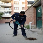 لوله بازکنی در شهر زیبا